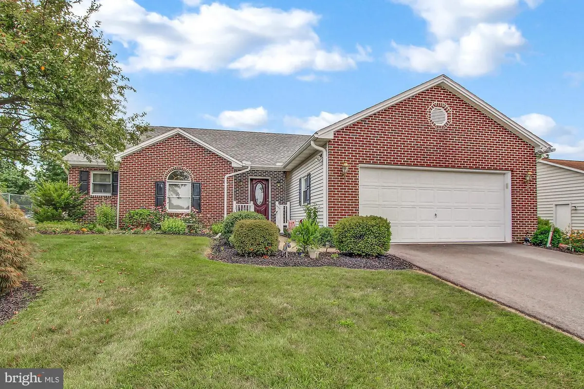 3650 Rock Creek Dr, Dover, PA 17315 - #1