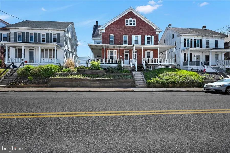 548 W Broadway, Red Lion, PA 17356 - #3