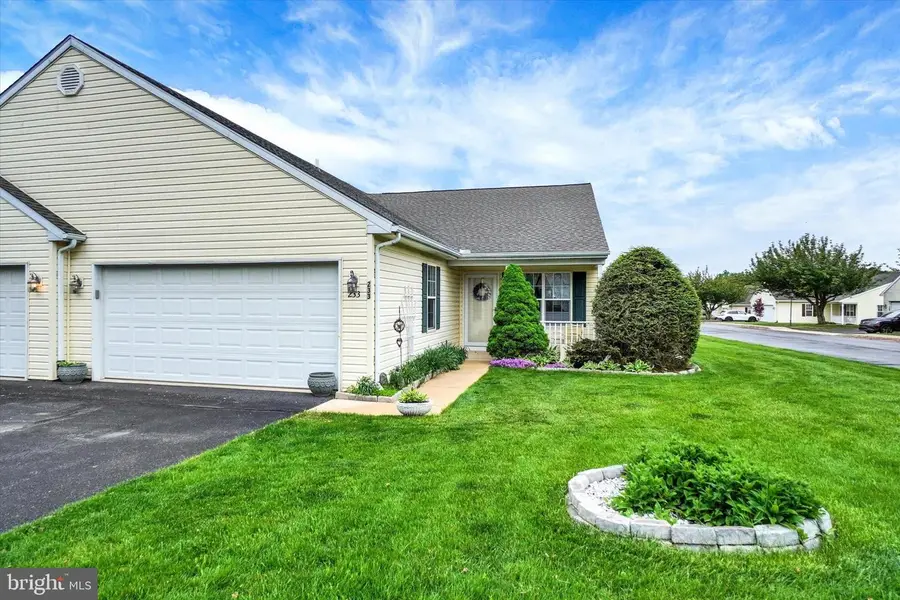 233 Equine Cv, Red Lion, PA 17356 - #2