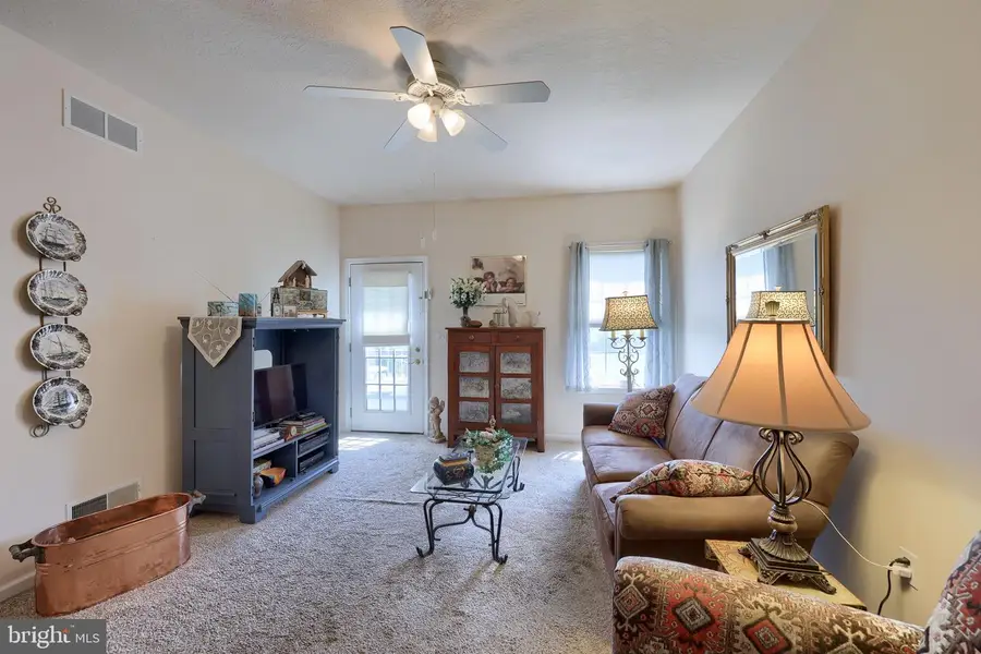 1843 Deerfield Dr, Dover, PA 17315 - #3