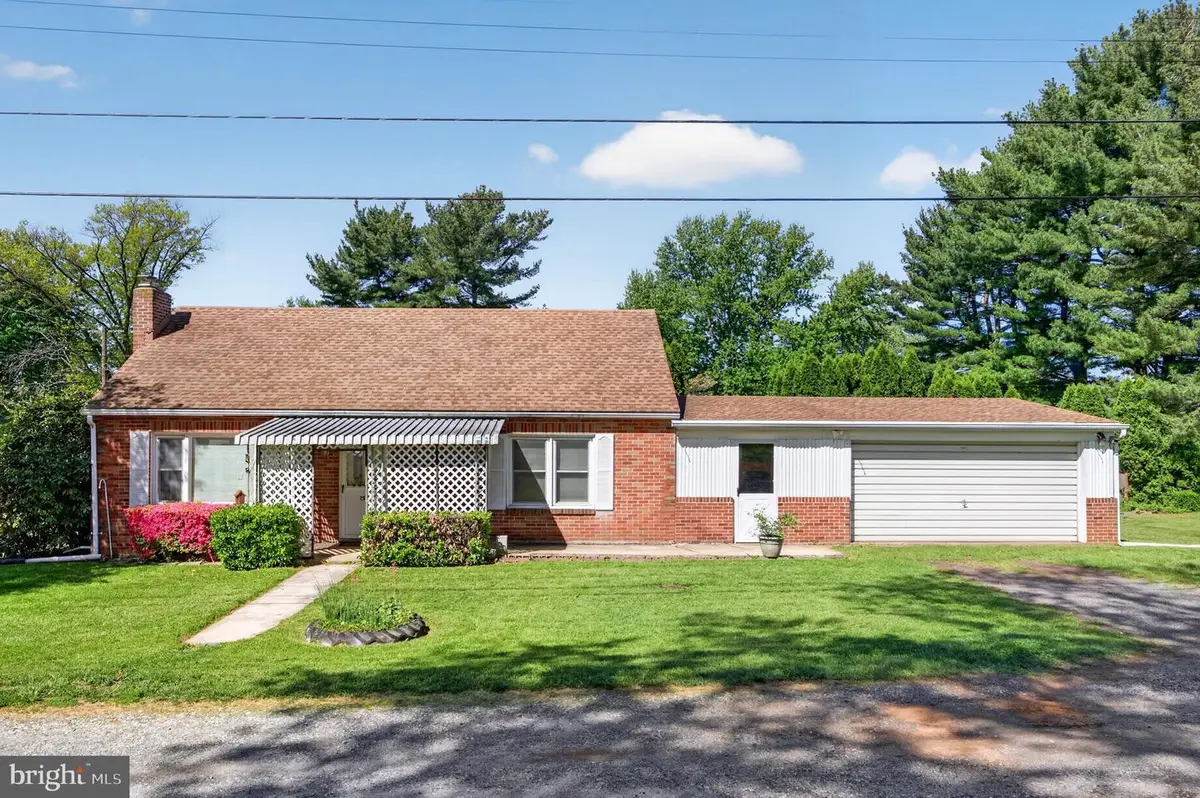 2398 Arlington St, York, PA 17402 - #1