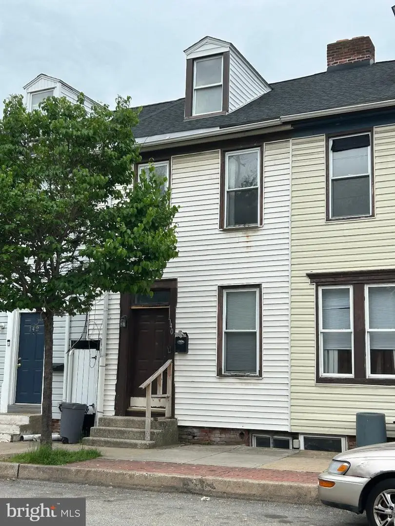 140 Penn St, York, PA 17401 - #1