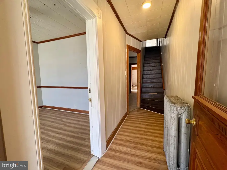 257 W Jackson St, York, PA 17401 - #3