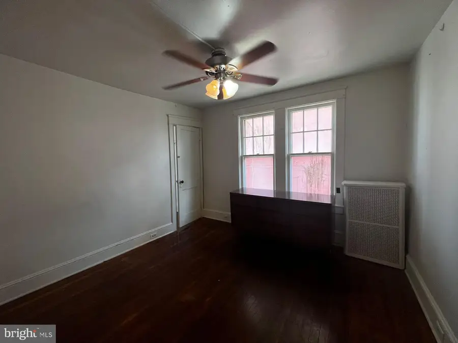 310 W Jackson St, York, PA 17401 - #3