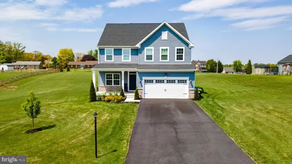 49 Winifred Dr, HANOVER, PA 17331