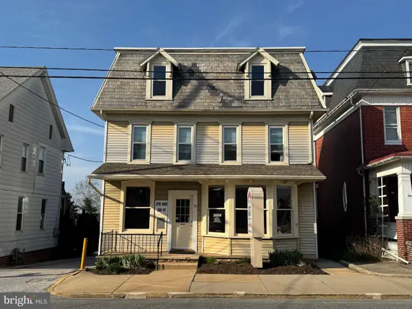 37 W Main St, DALLASTOWN, PA 17313