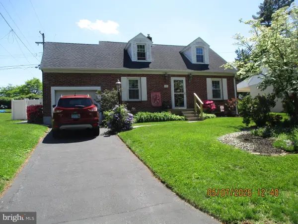 45 Ridgeway Dr, YORK, PA 17404