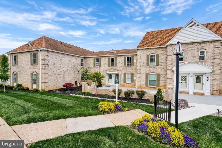 1000 Country Club Rd #8, York, PA 17403 - #3