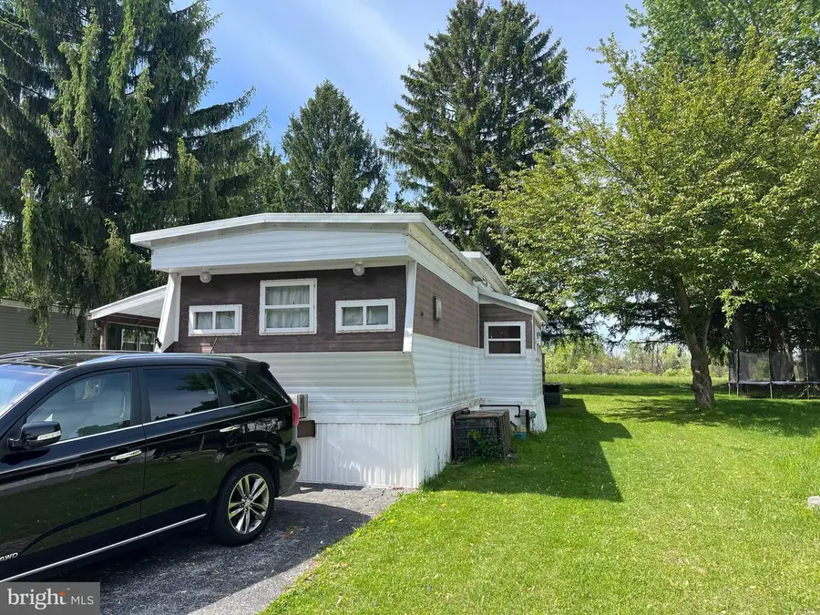 459 Clover Dr, York, PA 17406 - #2