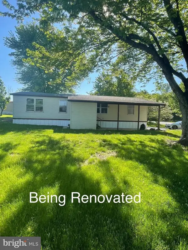 52 Walnut Dr, YORK HAVEN, PA 17370