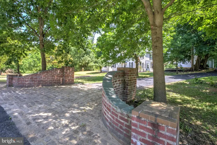 2 N Landvale St, York Haven, PA 17370 - #3
