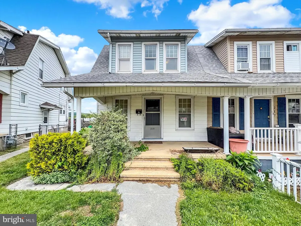 219 N Hartman St, York, PA 17403 - #1