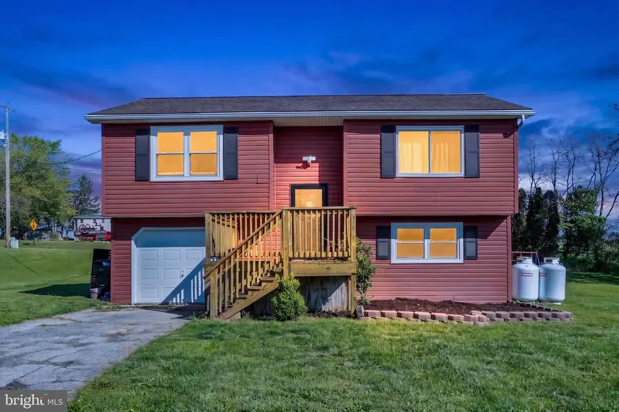 3349 Night In Gale Dr, Dover, PA 17315 - #2