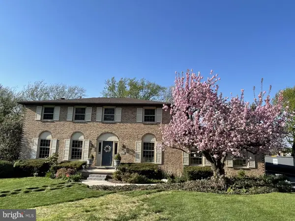 3220 Round Hill Rd, YORK, PA 17402