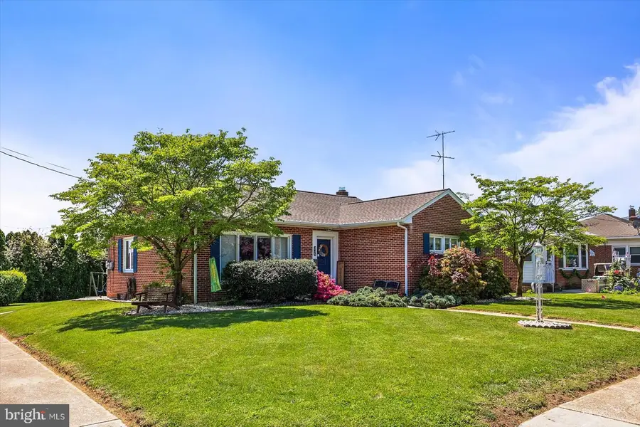 226 Diller Rd, Hanover, PA 17331 - #2