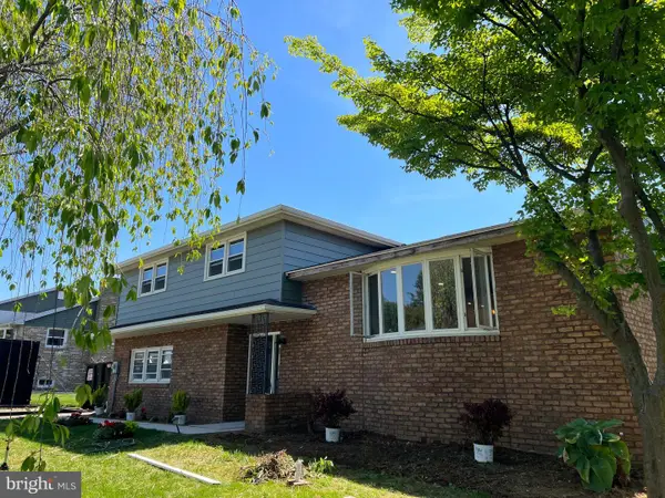 250 Nollyn Dr, DALLASTOWN, PA 17313