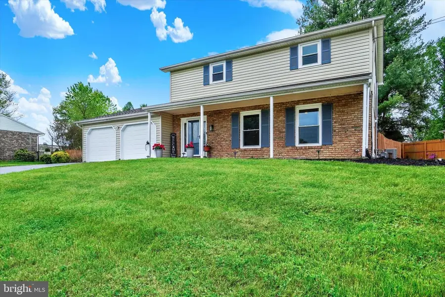 2252 Chestnut Rd, York, PA 17408 - #2