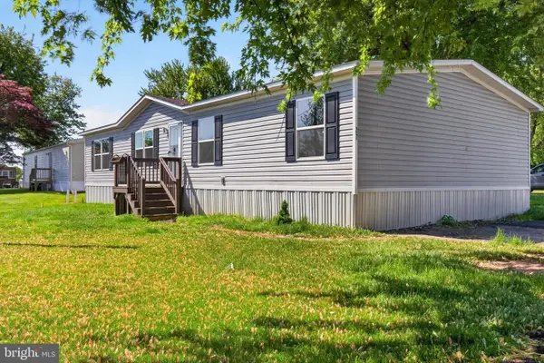 4550 Bull Rd #27, DOVER, PA 17315
