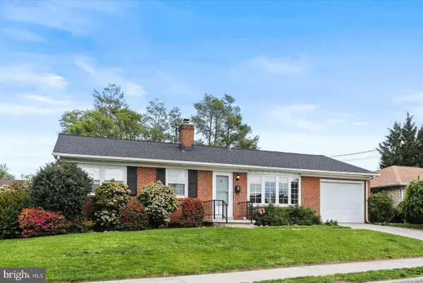 4 Trudy Ct, HANOVER, PA 17331