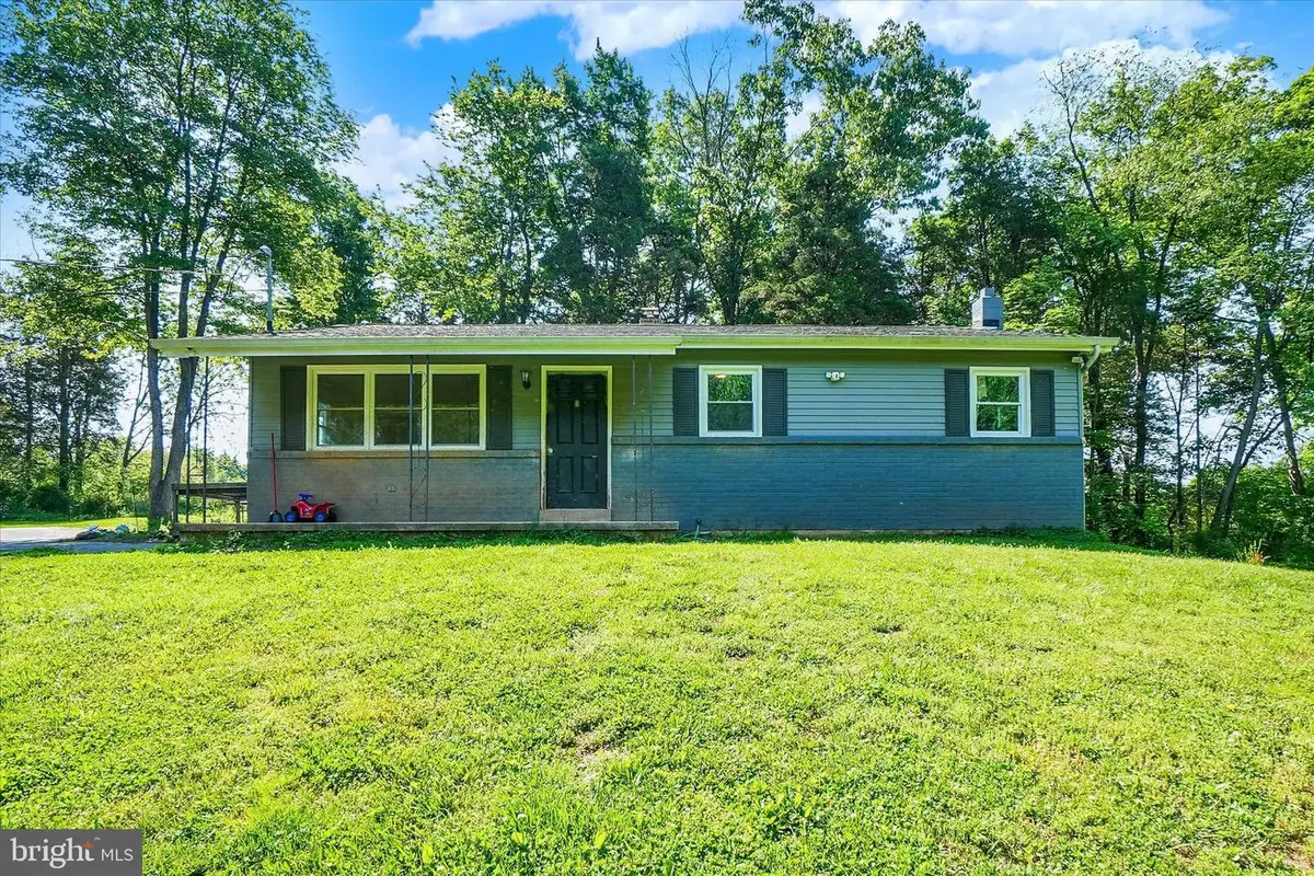 5801 N Salem Church Rd, Dover, PA 17315 - #1