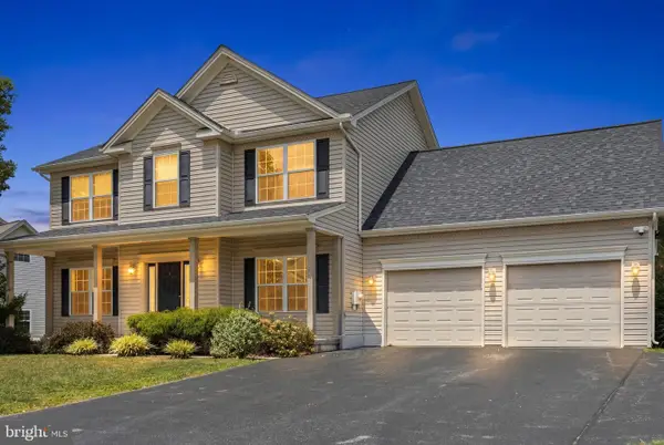 1325 Saddleback Rd, YORK, PA 17408