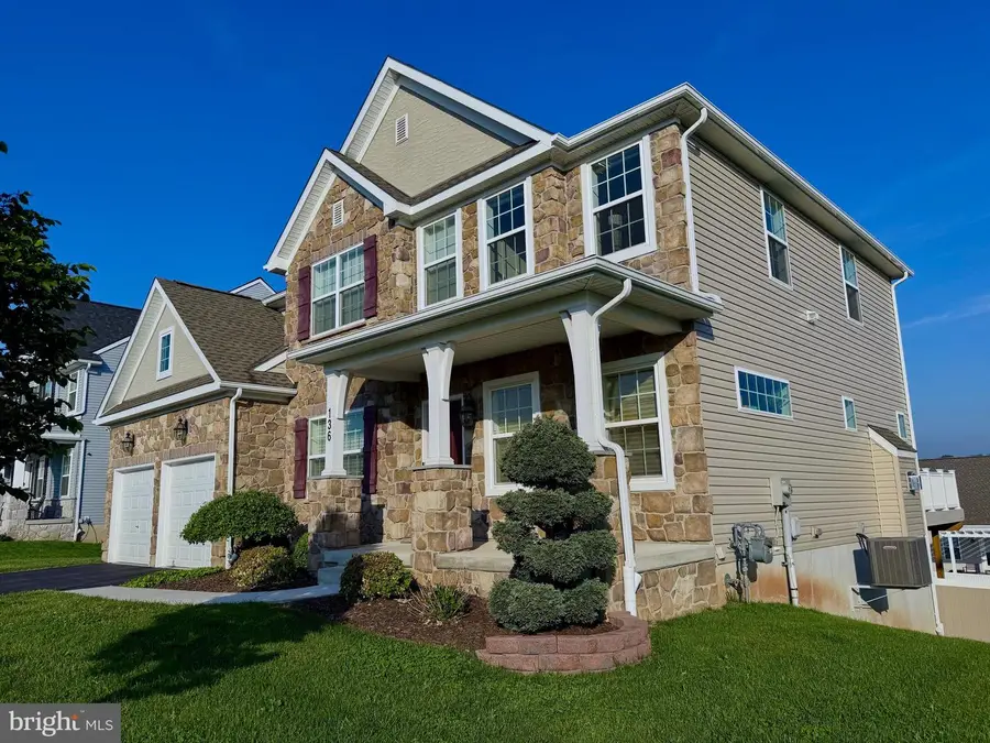 136 Village Rd, Manchester, PA 17345 - #2