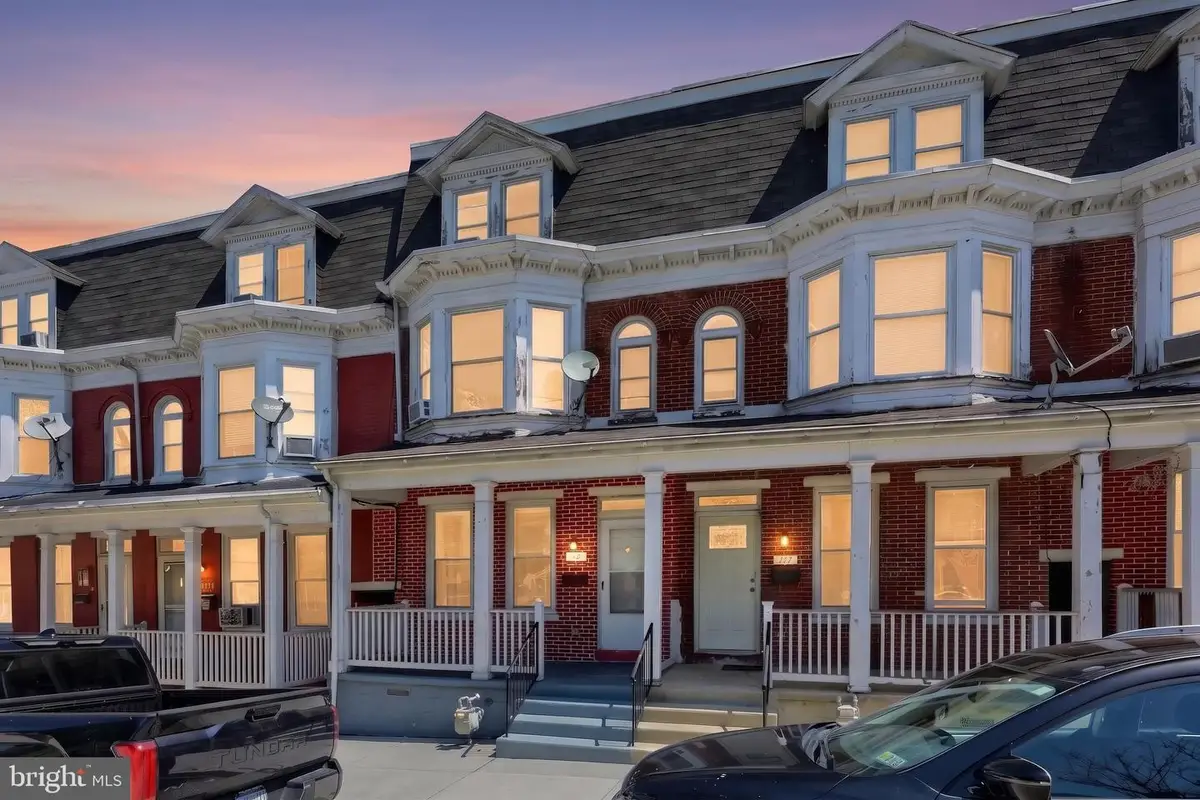 529 Thomas St, York, PA 17404 - #1
