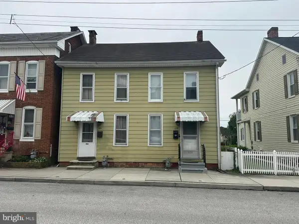 229 Locust St, HANOVER, PA 17331