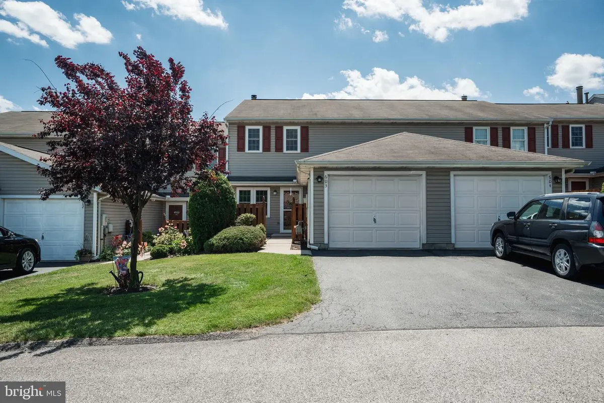603 Bentwood Ln, York, PA 17408 - #1
