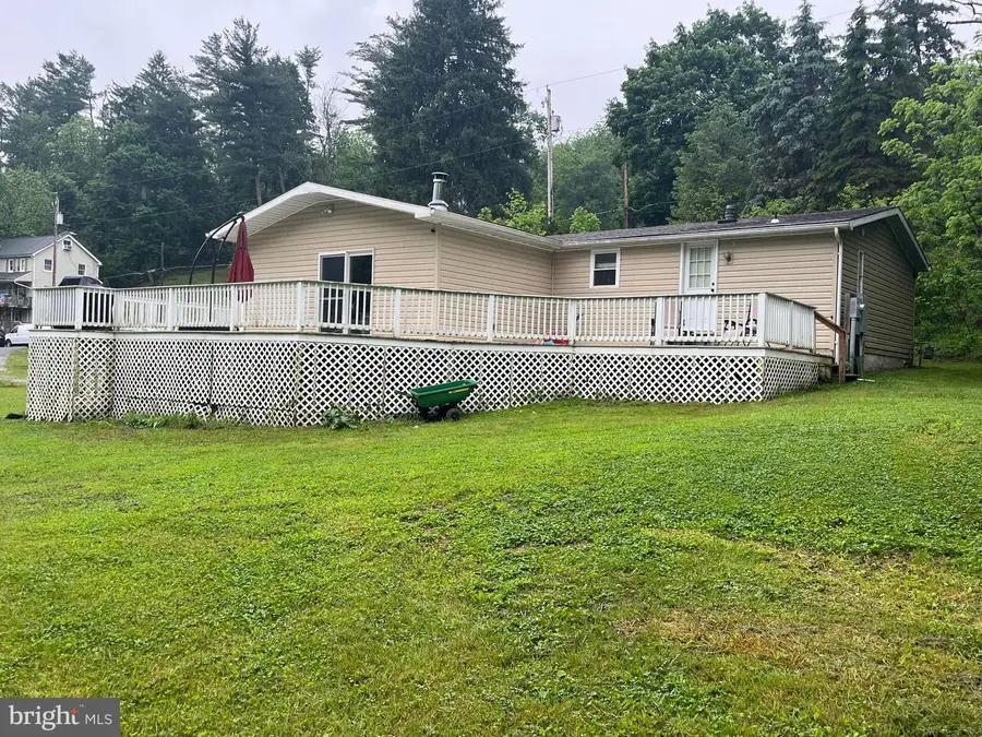 61 Argyle Ave, Glen Rock, PA 17327 - #3