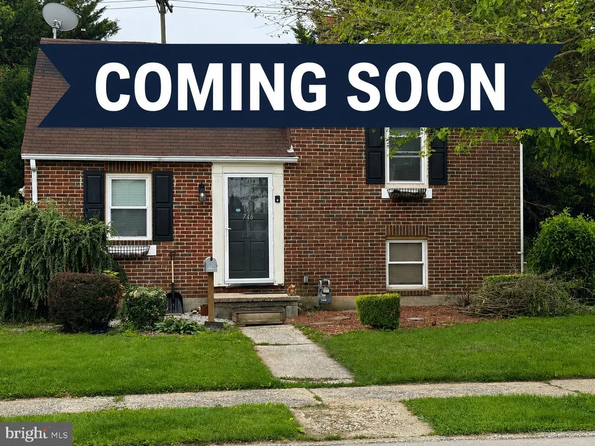 746 Priority Rd, York, PA 17404 - #1