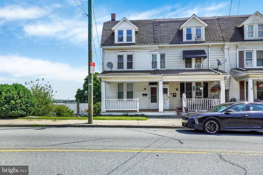 121 S Main St, Red Lion, PA 17356 - #2