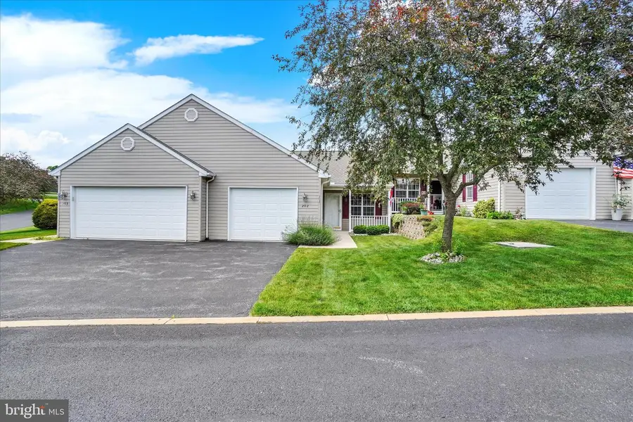 202 Equine Cv, Red Lion, PA 17356 - #2