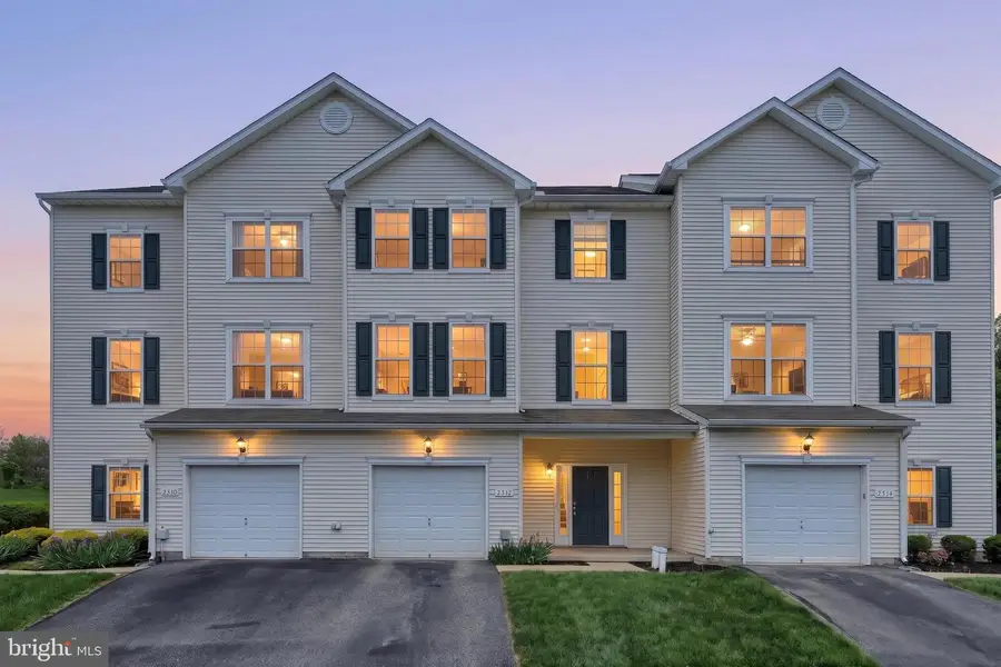 2312 Sunny Hill Cir #2312, York, PA 17406 - #2
