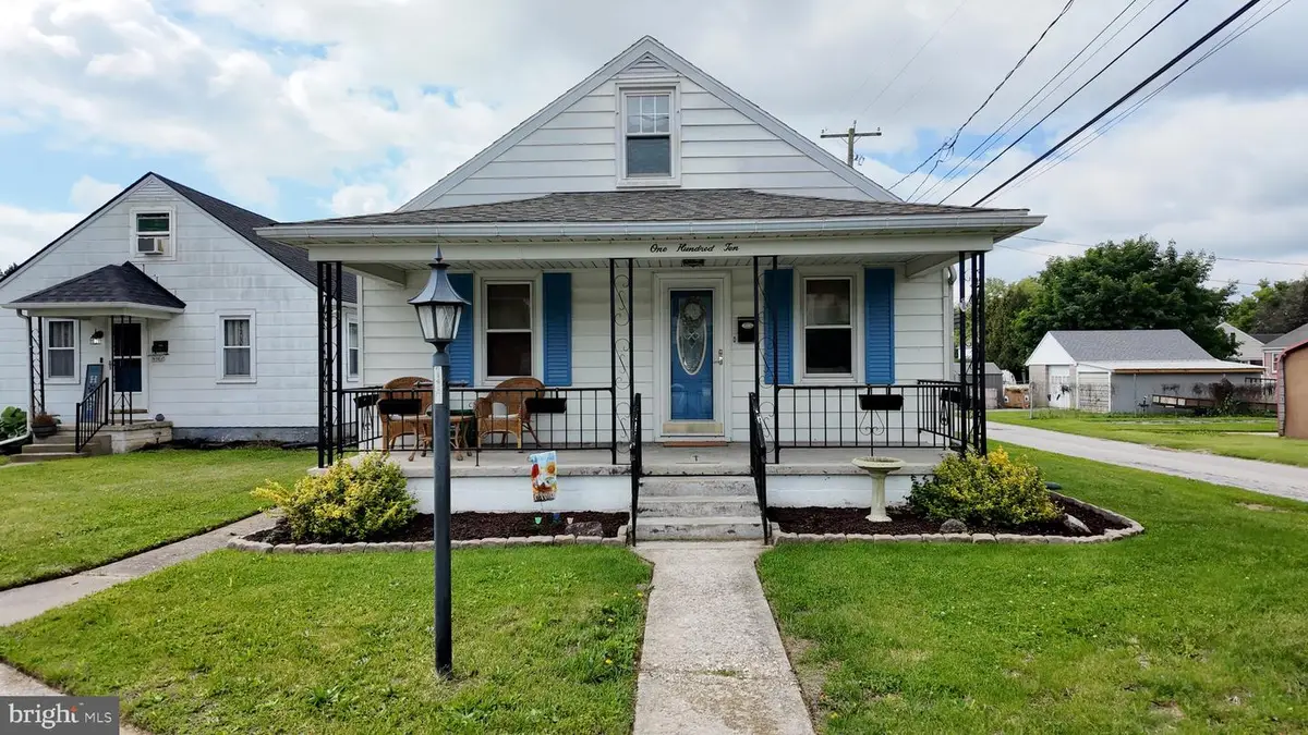 110 Fame Ave, Hanover, PA 17331 - #1