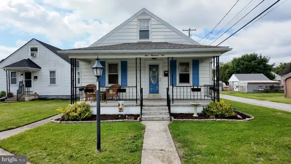 110 Fame Ave, HANOVER, PA 17331