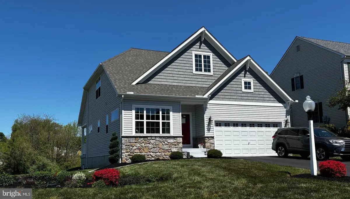 5 Surrey Ln, York, PA 17402 - #1