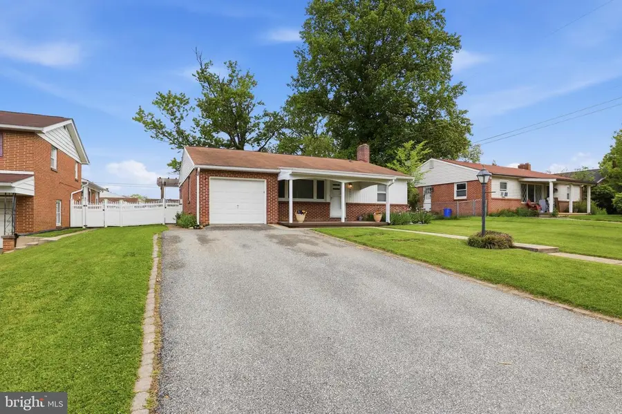 2993 5th Ave, York, PA 17402 - #2