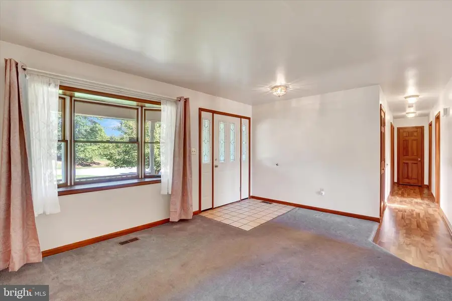 3594 Apple Ct, Stewartstown, PA 17363 - #3