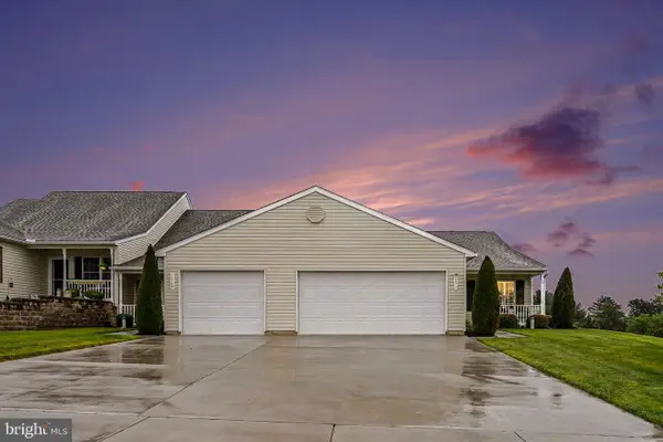 1371 Chami Dr #166, SPRING GROVE, PA 17362
