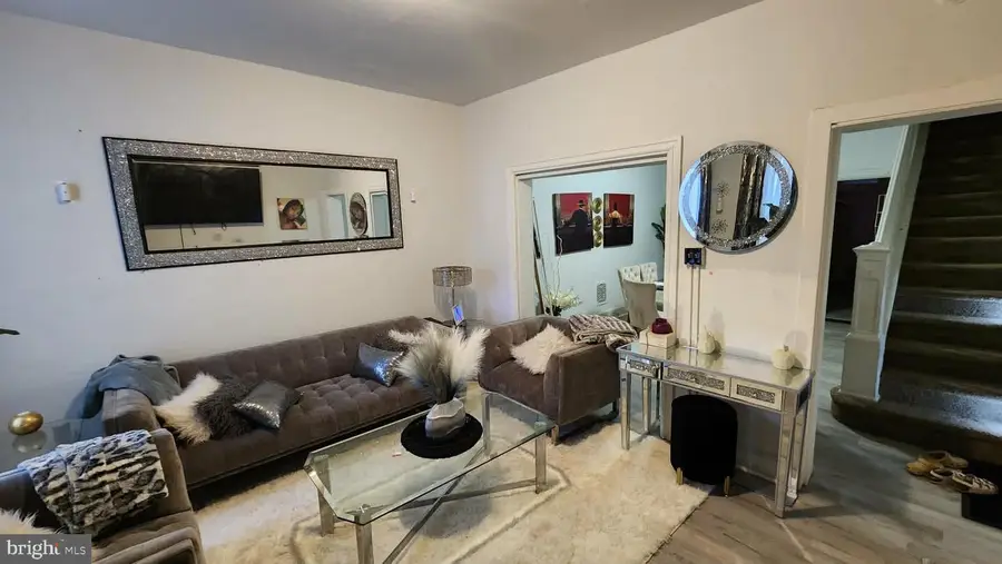 628 W Princess St, York, PA 17401 - #3