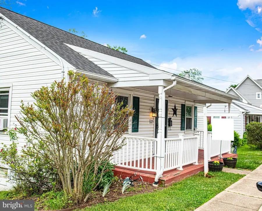 125 Manchester St, Glen Rock, PA 17327 - #3