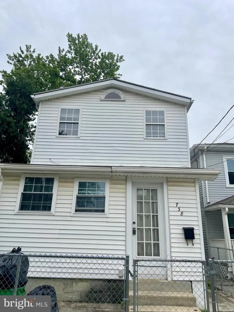 738 Edison St, York, PA 17403 - #1