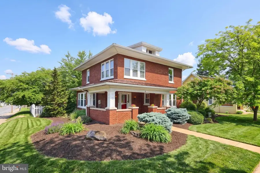 8 N 4th St, Mount Wolf, PA 17347 - #2