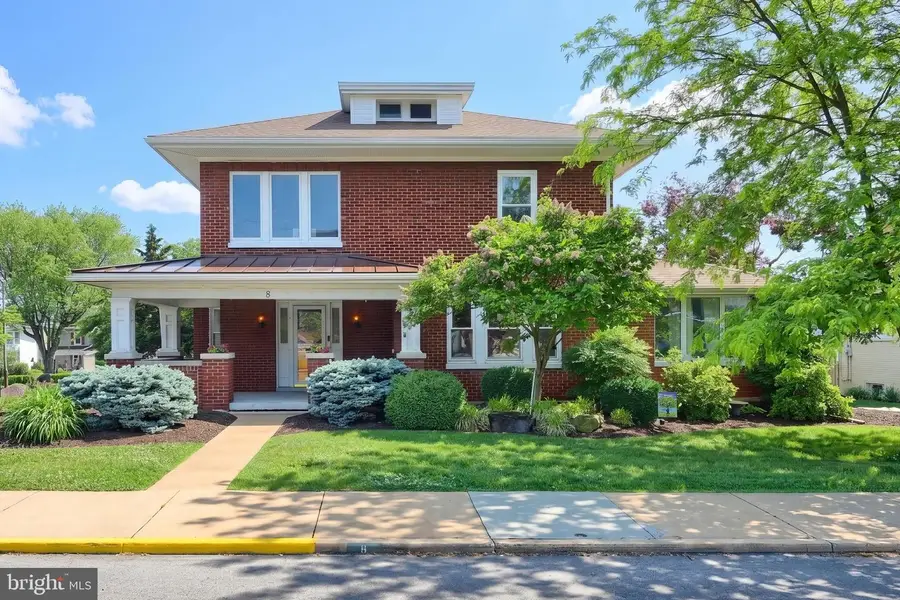 8 N 4th St, Mount Wolf, PA 17347 - #3