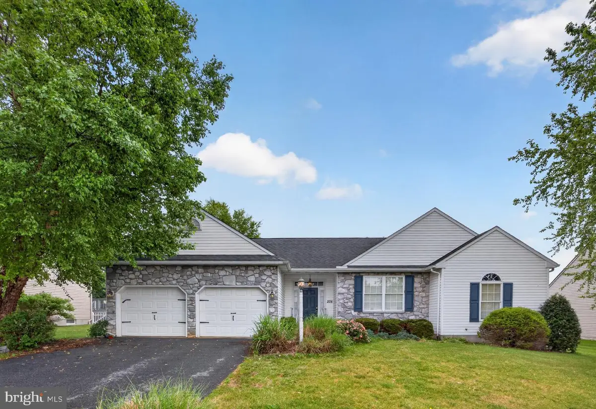 275 Silver Maple Ct, Mount Wolf, PA 17347 - #1