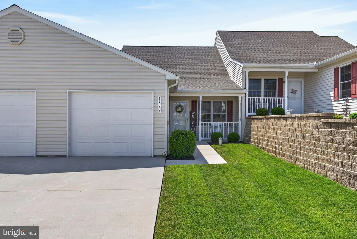 1332 Pleasant View Dr #75, Spring Grove, PA 17362 - #1