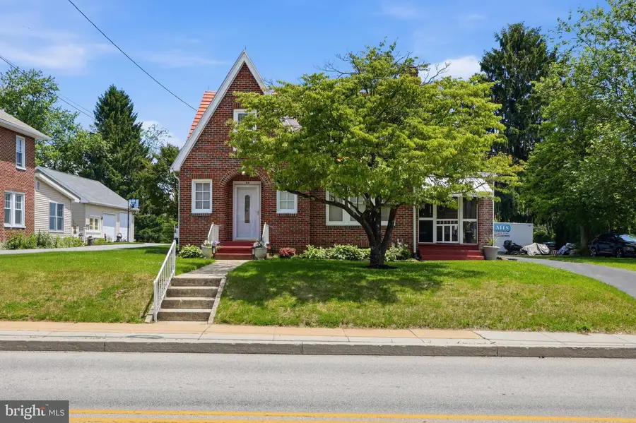 69 S Main St, Stewartstown, PA 17363 - #3