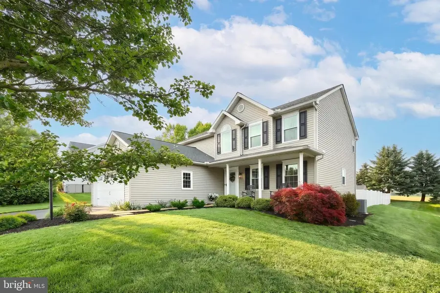 604 Bartlett Dr, Dallastown, PA 17313 - #3