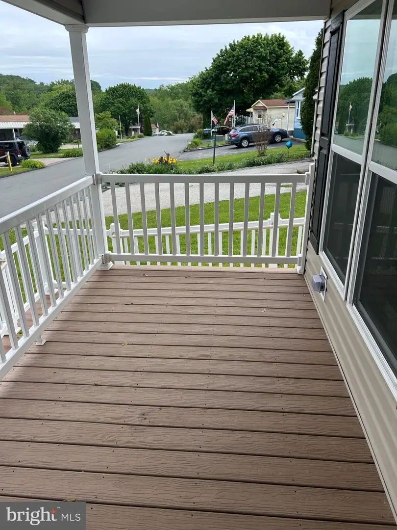 219 Blue Jay Dr, Red Lion, PA 17356 - #2